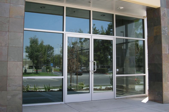 Los Alamitos-commercial-door-repair